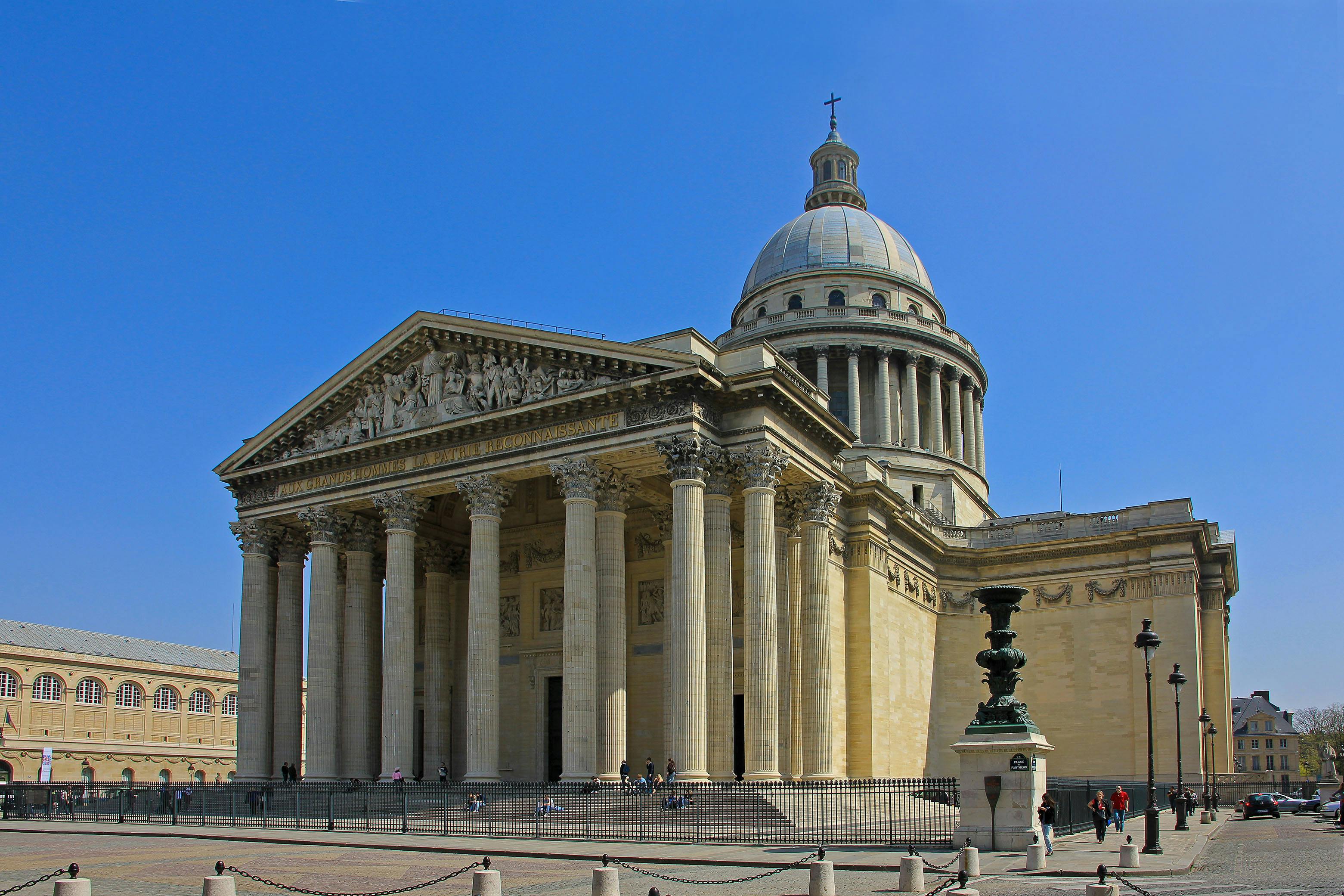 Panthéon de Paris : église, mausolée, premier monument à Paris